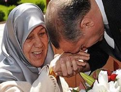 Tenzile Ana hakka yürüdü..